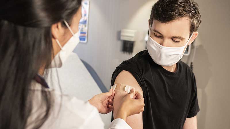 Nurse talking to a patient